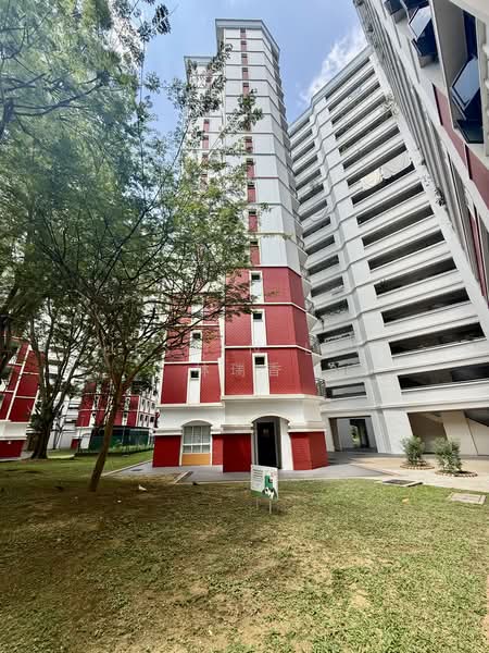 317 Sembawang Vista, 317 Sembawang Vista, Sembawang / Yishun, 3 Bedrooms, 1,087 sqft, HDB Flat For Sale, by Jeslyn Lim 林瑞香, 500184141 - Exterior - PropertyGuru.com.sg