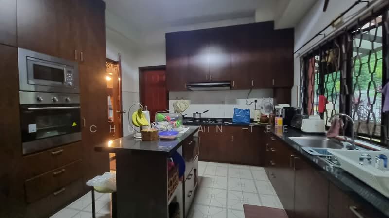 ⭐️⭐️LANDED7772@Bungalow next to MacRichie Reservoir, , 6 Bedrooms, 4,500 sqft, Bungalow House For Sale, by Chua Ban Tee, 500184154 - Kitchen - PropertyGuru.com.sg