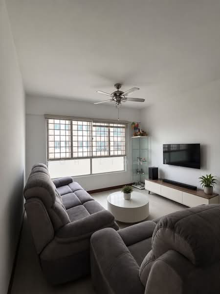 Melville Park, 26 Simei Street 1, 2 Bedrooms, 958 sqft, Apartment For Sale, by Soh Lionel, 500184156 - Living Room - PropertyGuru.com.sg