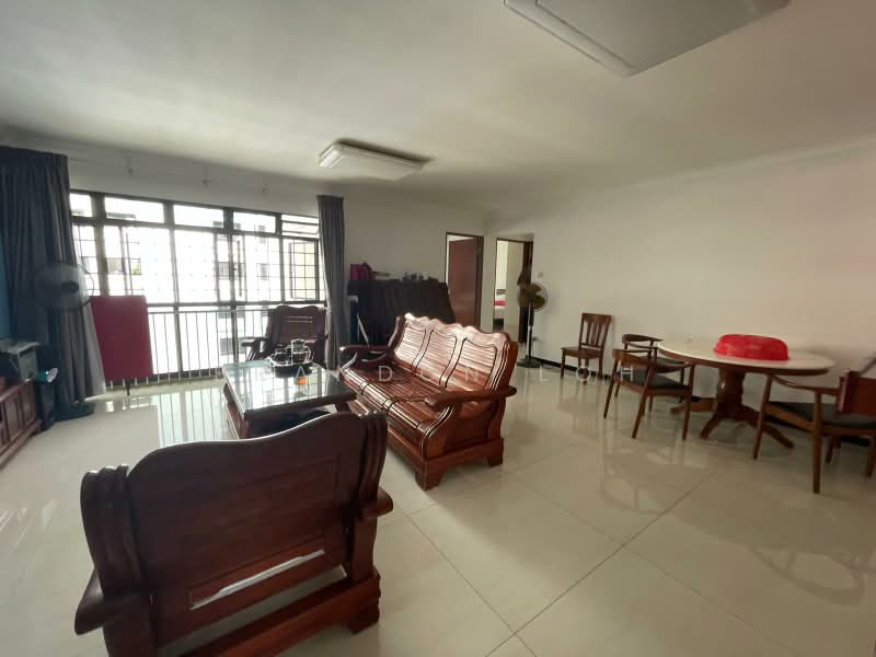 268B Boon Lay Drive, 268B Boon Lay Drive, 3 Bedrooms, 1,184 sqft, HDB Flat For Sale, by Brandon Loh, 500184168 - Living Room - PropertyGuru.com.sg