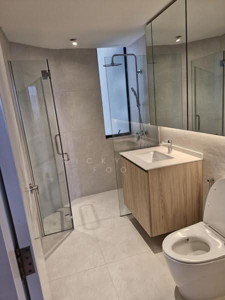 Beverly Hill, 61 Grange Road, Tanglin / Holland / Bukit Timah, 4 Bedrooms, 3,777 sqft, Condominium For Rent, by Ricky JS Foo, 500184179 - Bathroom - PropertyGuru.com.sg