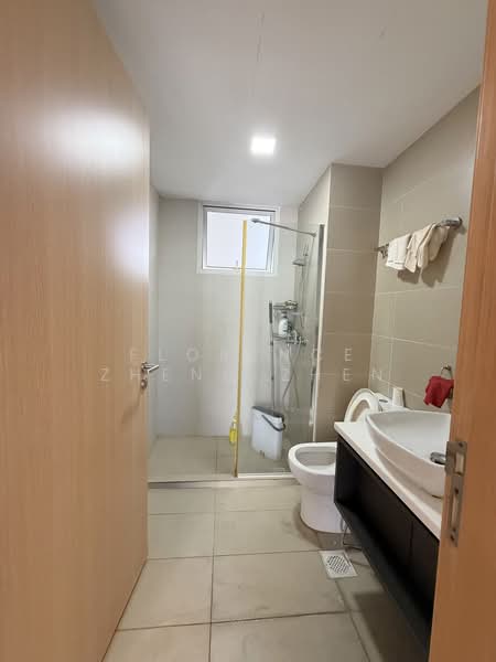 Forestville, 48 Woodlands Drive 16, 2 Bedrooms, 900 sqft, Executive Condominium For Rent, by Florence Zheng Zhen, 500184188 - Bathroom - PropertyGuru.com.sg