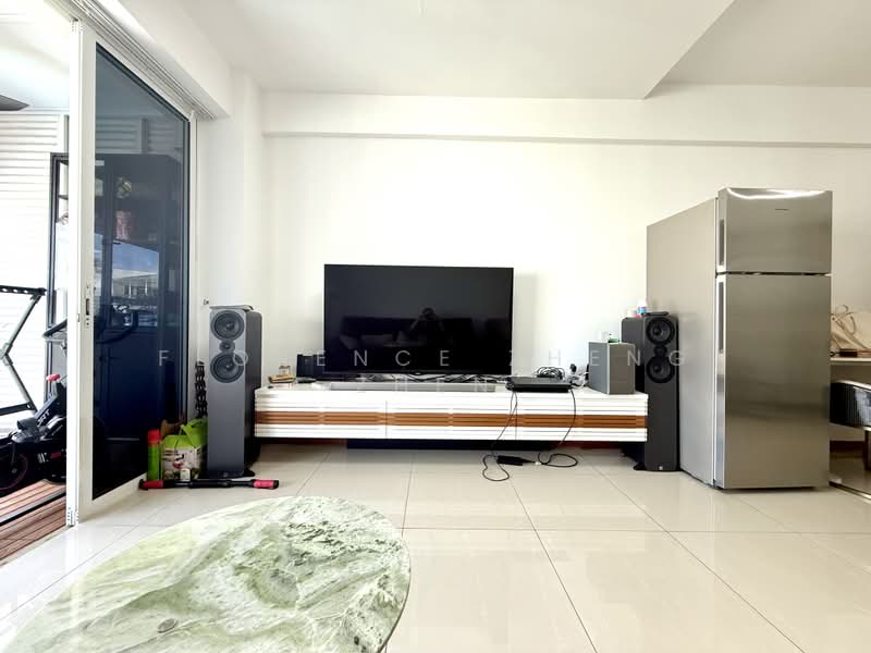 Forestville, 48 Woodlands Drive 16, 2 Bedrooms, 900 sqft, Executive Condominium For Rent, by Florence Zheng Zhen, 500184188 - Living Room - PropertyGuru.com.sg