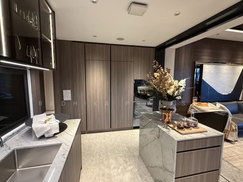 MEYER BLUE, 83 Meyer Road, 5 Bedrooms, 1,905 sqft, Condominium For Sale, by Radhika Prakash, 500184189 - Kitchen - PropertyGuru.com.sg