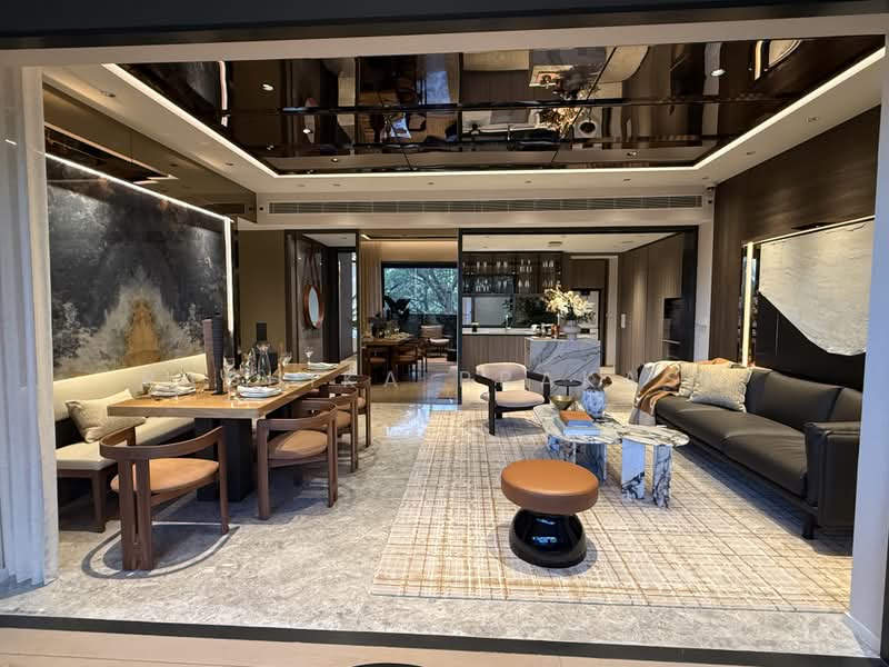 MEYER BLUE, 83 Meyer Road, 5 Bedrooms, 1,905 sqft, Condominium For Sale, by Radhika Prakash, 500184189 - Living Room - PropertyGuru.com.sg