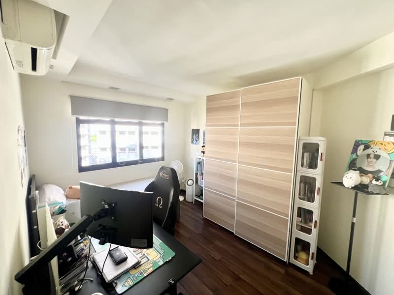656C Jurong West Street 61, 656C Jurong West Street 61, 4 Bedrooms, 1,421 sqft, HDB Flat For Sale, by DOEVEN REAL ESTATE, 500184194 - Bedroom - PropertyGuru.com.sg