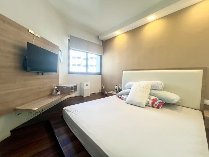 656C Jurong West Street 61, 656C Jurong West Street 61, 4 Bedrooms, 1,421 sqft, HDB Flat For Sale, by DOEVEN REAL ESTATE, 500184194 - Bedroom - PropertyGuru.com.sg