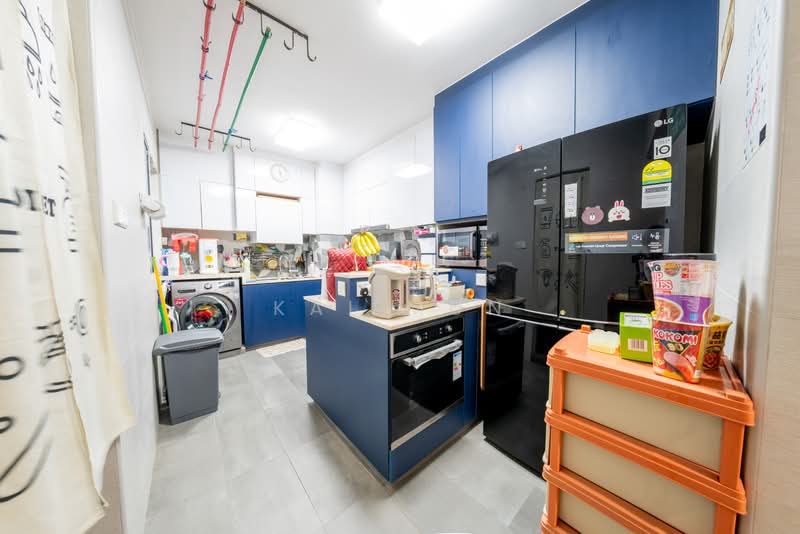 110D Punggol Field, 110D Punggol Field, 3 Bedrooms, 1,184 sqft, HDB Flat For Sale, by Kai Mun, 500184208 - Kitchen - PropertyGuru.com.sg