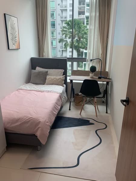 One-North Residences, 7 One-North Gateway, Room Rental, 80 sqft, Apartment For Rent, by Andrew Yek, 500184217 - Bedroom - PropertyGuru.com.sg