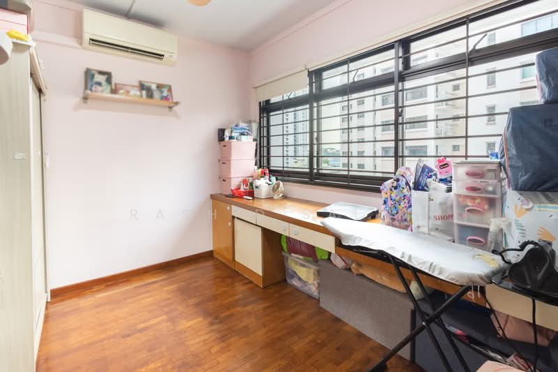 616 Senja Road, 616 Senja Road, 3 Bedrooms, 980 sqft, HDB Flat For Sale, by Rashid Salim, 500184223 - Study - PropertyGuru.com.sg