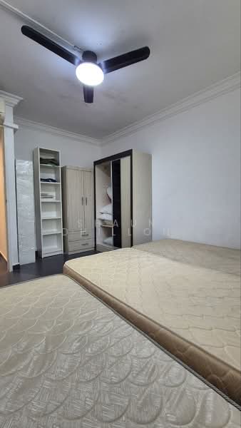 614 Hougang Avenue 8, 614 Hougang Avenue 8, Room Rental, 180 sqft, HDB Flat For Rent, by Shaun Dhillon, 500184245 - Bedroom - PropertyGuru.com.sg