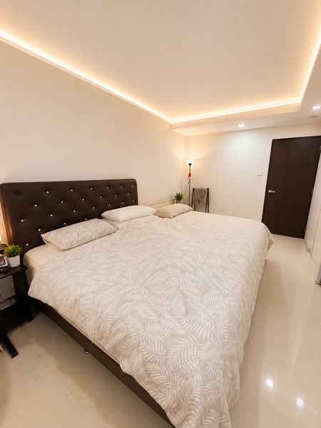 264 Bishan Street 24, 264 Bishan Street 24, 4 Bedrooms, 1,432 sqft, HDB Flat For Sale, by Amanda Wong, 500184247 - Master Bedroom - PropertyGuru.com.sg