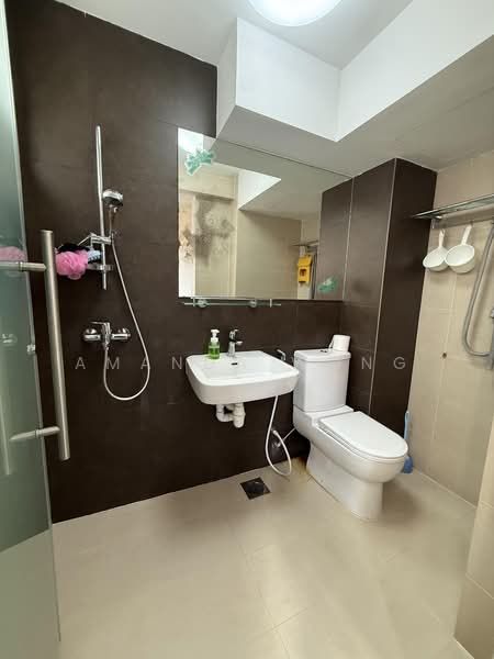 264 Bishan Street 24, 264 Bishan Street 24, 4 Bedrooms, 1,432 sqft, HDB Flat For Sale, by Amanda Wong, 500184247 - Bathroom - PropertyGuru.com.sg