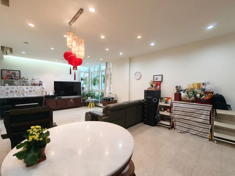 Lilydale, 550 Yishun Ave 6, 3 Bedrooms, 1,259 sqft, Condominium For Sale, by Keith Boo, 500184252 - Living Room - PropertyGuru.com.sg