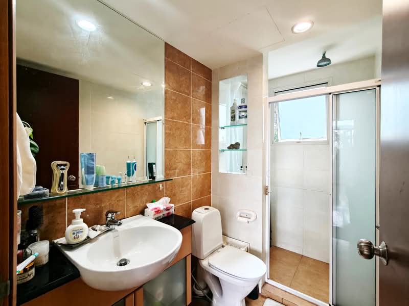 Lilydale, 550 Yishun Ave 6, 3 Bedrooms, 1,259 sqft, Condominium For Sale, by Keith Boo, 500184252 - Bathroom - PropertyGuru.com.sg
