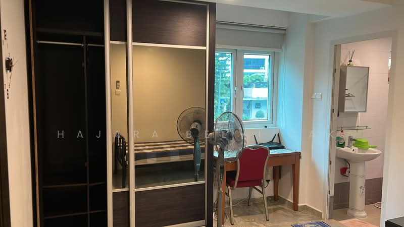188A Pasir Panjang road, Pasir Panjang Road, Room Rental, 105 sqft, Corner Terrace For Rent, by Hajara Beevi Oak, 500184255 - Bedroom - PropertyGuru.com.sg