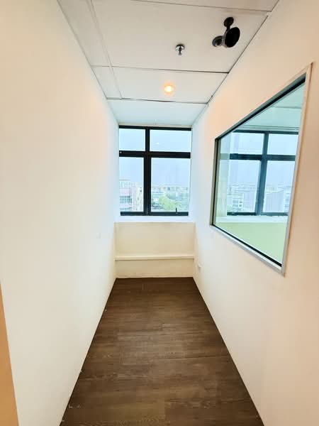 Vertex, 33 Ubi Avenue 3, 1,464 sqft, Light Industrial (B1) For Sale, by Joe Tay, 500184289 - Interior - CommercialGuru.com.sg