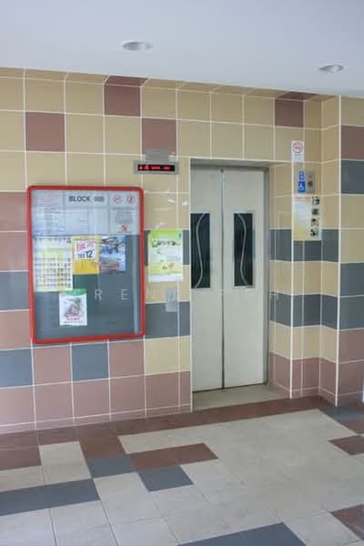 808 Woodlands Street 81, 808 Woodlands Street 81, Room Rental, 130 sqft, HDB Flat For Rent, by Irene Peh, 500184290 - Corridor - PropertyGuru.com.sg