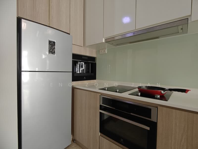 The Hillier, 6 Hillview Rise, 2 Bedrooms, 839 sqft, Condominium For Sale, by Zheng Zong Jian, 500184292 - Kitchen - PropertyGuru.com.sg