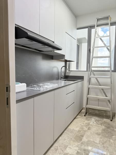 Bliss@Kovan, 2B Simon Lane, 2 Bedrooms, 840 sqft, Apartment For Rent, by Joanne Law, 500184317 - Kitchen - PropertyGuru.com.sg