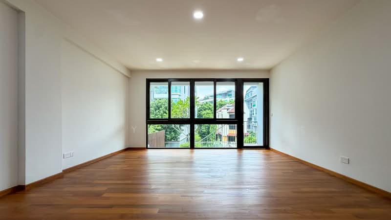 Brand New Semi D at Fernhill, District 10, 5 Ensuite Bedrooms & 3 Family/ Entertainment Area, , 5 Bedrooms, 9,500 sqft, Semi-Detached House For Sale, by Gary Zhuo 卓俊伟, 500184318 - Living Room - PropertyGuru.com.sg