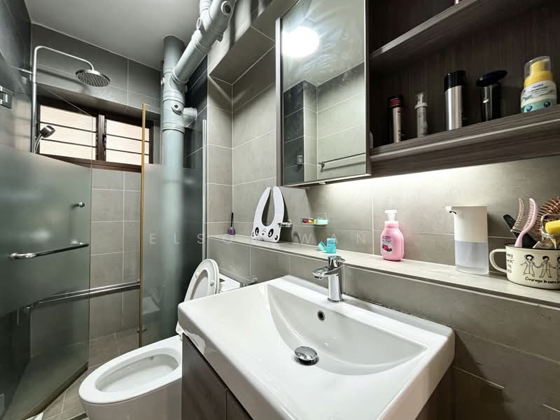 680A Jurong West Central 1, 680A Jurong West Central 1, 4 Bedrooms, 1,442 sqft, HDB Flat For Sale, by Elson Wang, 500184331 - Bathroom - PropertyGuru.com.sg