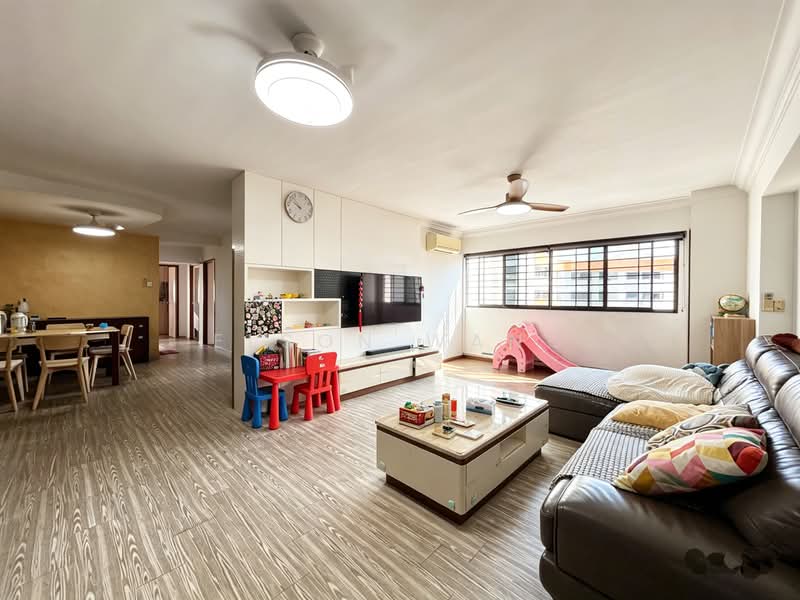 680A Jurong West Central 1, 680A Jurong West Central 1, 4 Bedrooms, 1,442 sqft, HDB Flat For Sale, by Elson Wang, 500184331 - Living Room - PropertyGuru.com.sg