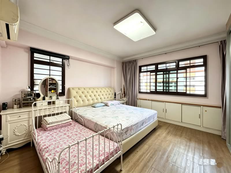 680A Jurong West Central 1, 680A Jurong West Central 1, 4 Bedrooms, 1,442 sqft, HDB Flat For Sale, by Elson Wang, 500184331 - Bedroom - PropertyGuru.com.sg