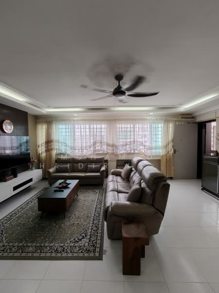 744 Jurong West Street 73, 744 Jurong West Street 73, 4 Bedrooms, 1,442 sqft, HDB Flat For Sale, by Mohamed Haidir Ismail, 500184366 - Living Room - PropertyGuru.com.sg