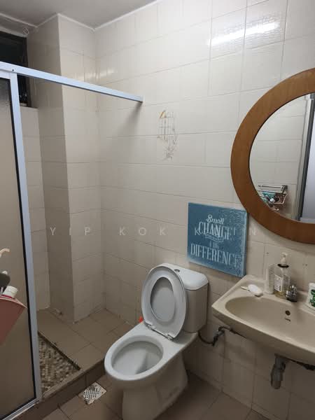 Wu De Building, 6A Beatty Road, Room Rental, 100 sqft, Apartment For Rent, by Yip Kok Kuin, 500184385 - Bathroom 1 - PropertyGuru.com.sg