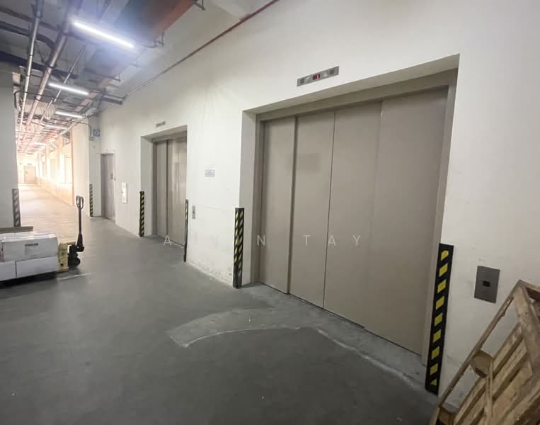 Eunos Techpark, 60 Kaki Bukit Place, Eunos / Geylang / Paya Lebar, 1,324 sqft, Factory / Workshop (B2) For Rent, by Alvin Tay, 500184415 - Corridor - CommercialGuru.com.sg
