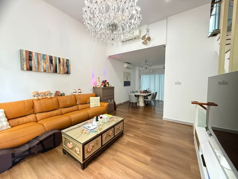 Springhill, 2 Sembawang Walk, 5 Bedrooms, 3,014 sqft, Terraced House For Sale, by Jeremy Lim, 500184431 - Living Room - PropertyGuru.com.sg