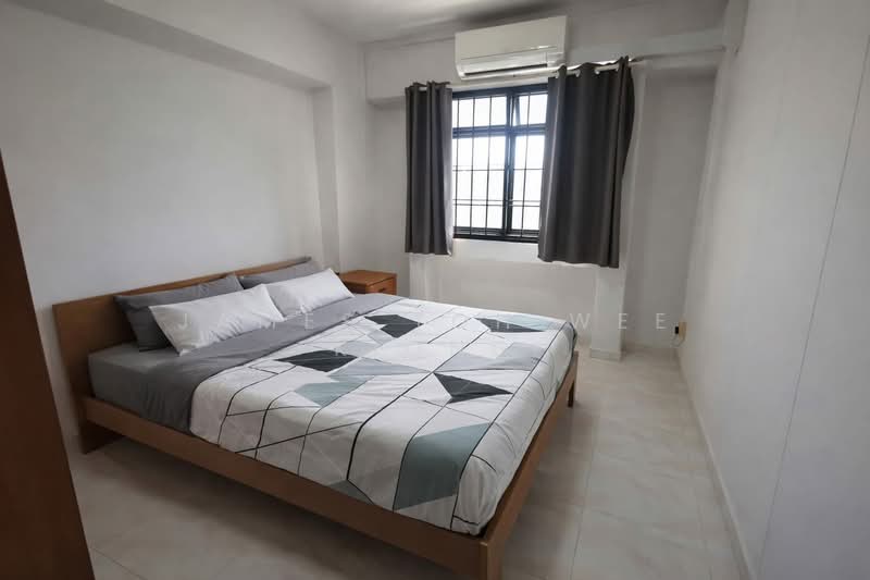 187B Rivervale Drive, 187B Rivervale Drive, 3 Bedrooms, 980 sqft, HDB Flat For Sale, by James Toh Wee Kiong, 500184435 - Bedroom - PropertyGuru.com.sg
