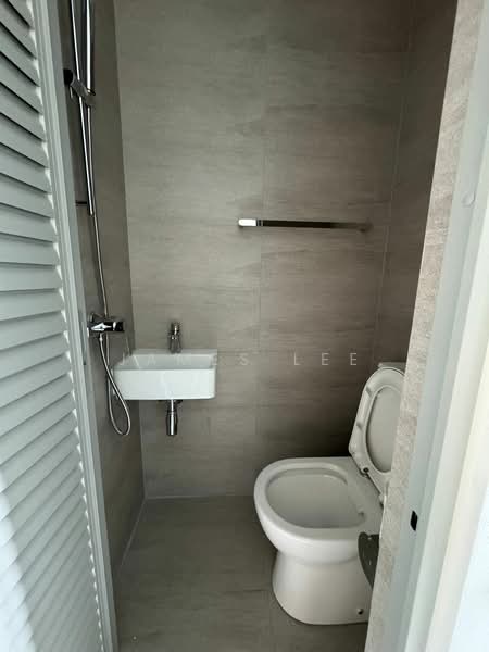 One Holland Village Residences, 5 Holland Village Way, 3 Bedrooms, 1,098 sqft, Condominium For Sale, by James Lee, 500184444 - Bathroom - PropertyGuru.com.sg