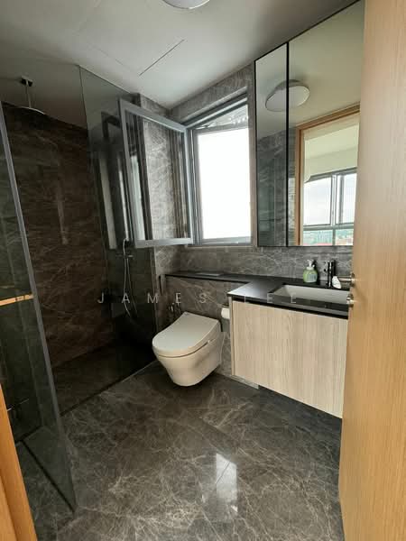 One Holland Village Residences, 5 Holland Village Way, 3 Bedrooms, 1,098 sqft, Condominium For Sale, by James Lee, 500184444 - Bathroom - PropertyGuru.com.sg
