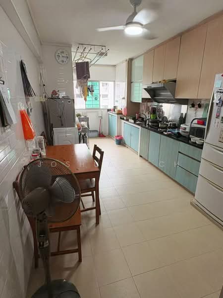 266 Tampines Street 21, 266 Tampines Street 21, 3 Bedrooms, 1,109 sqft, HDB Flat For Sale, by Joshua Tech, 500184459 - Kitchen - PropertyGuru.com.sg