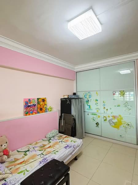 266 Tampines Street 21, 266 Tampines Street 21, 3 Bedrooms, 1,109 sqft, HDB Flat For Sale, by Joshua Tech, 500184459 - Bedroom - PropertyGuru.com.sg