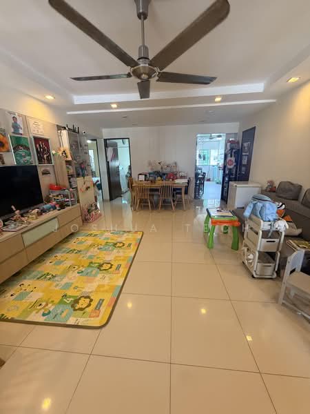 266 Tampines Street 21, 266 Tampines Street 21, 3 Bedrooms, 1,109 sqft, HDB Flat For Sale, by Joshua Tech, 500184459 - Living Room - PropertyGuru.com.sg