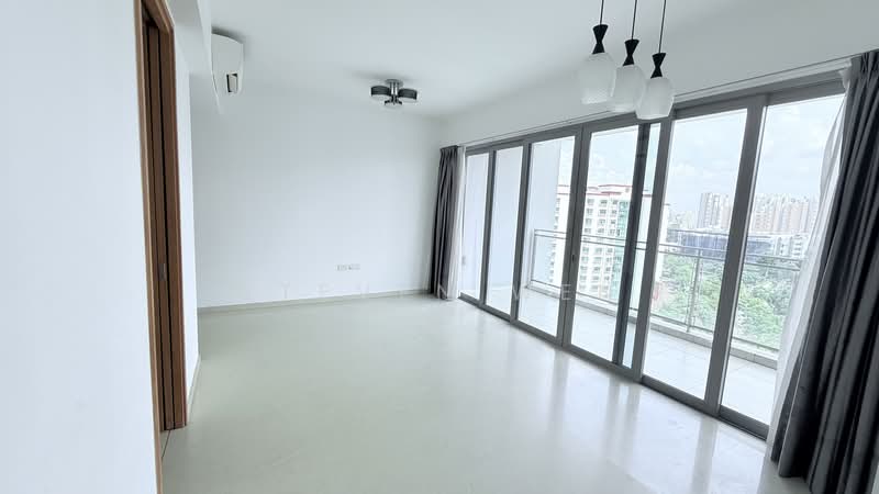 The Scala @ Lorong Chuan, 136 Serangoon Avenue 3, 3 Bedrooms, 904 sqft, Condominium For Sale, by Steven Wen, 500184467 - Living Room - PropertyGuru.com.sg