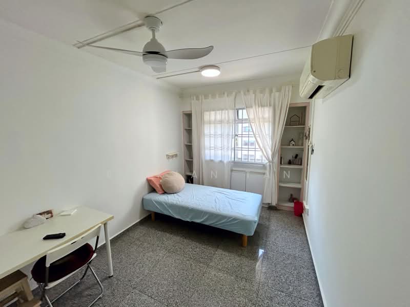 249 Compassvale Road, 249 Compassvale Road, 3 Bedrooms, 914 sqft, HDB Flat For Rent, by Ee Kian Tan, 500184470 - Bedroom 2 - PropertyGuru.com.sg
