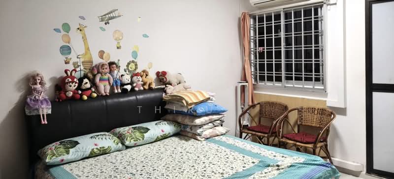 462 Jurong West Street 41, 462 Jurong West Street 41, 2 Bedrooms, 785 sqft, HDB Flat For Sale, by Thiru P, 500184478 - Bedroom - PropertyGuru.com.sg