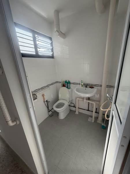 105 Bukit Purmei Road, 105 Bukit Purmei Road, 2 Bedrooms, 721 sqft, HDB Flat For Sale, by Zoelyn Lim, 500184485 - PropertyGuru.com.sg