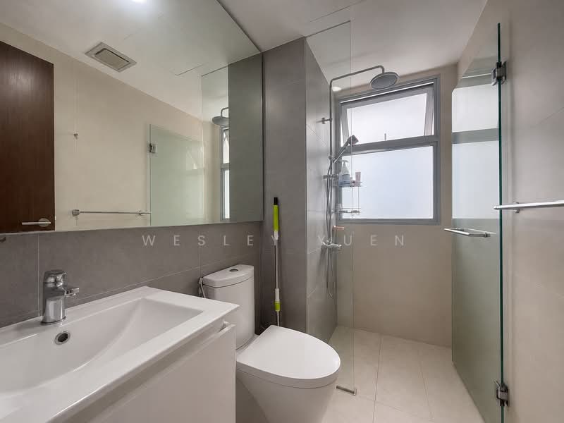 Ecopolitan, 124 Punggol Walk, 3 Bedrooms, 1,098 sqft, Executive Condominium For Rent, by Wesley Yuen, 500184496 - Bathroom - PropertyGuru.com.sg