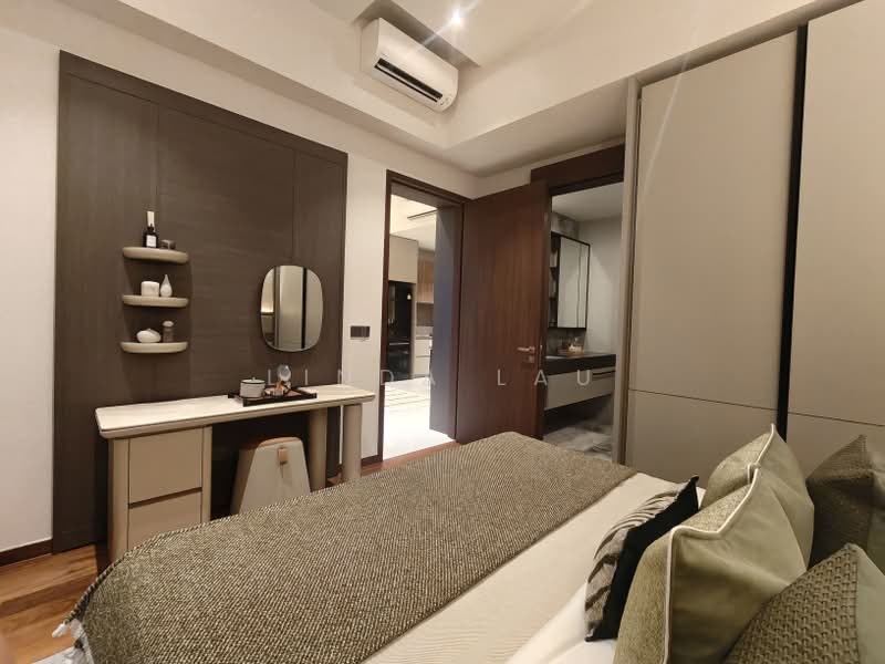 Parksuites, 18 Holland Grove Road, 2 Bedrooms, 786 sqft, Condominium For Sale, by Linda Lau, 500184502 - Bedroom - PropertyGuru.com.sg