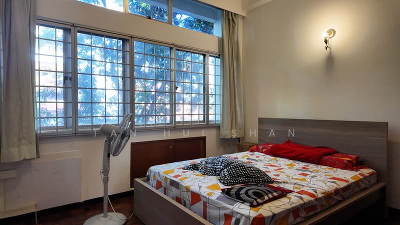 Clementi Park, 127 Sunset Way, 2 Bedrooms, 1,163 sqft, Condominium For Sale, by Tan Hui Shan, 500184504 - Bedroom - PropertyGuru.com.sg