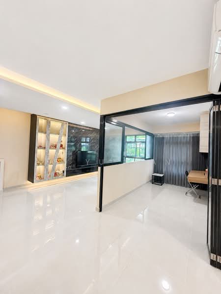 620A Tampines Street 61, 620A Tampines Street 61, 3 Bedrooms, 1,216 sqft, HDB Flat For Sale, by Oh Yu Xuan, 500184526 - Living Room - PropertyGuru.com.sg