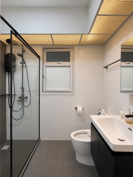 620A Tampines Street 61, 620A Tampines Street 61, 3 Bedrooms, 1,216 sqft, HDB Flat For Sale, by Oh Yu Xuan, 500184526 - Master Bathroom - PropertyGuru.com.sg