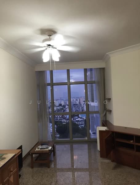 The Bayshore, 34 Bayshore Road, 2 Bedrooms, 980 sqft, Condominium For Rent, by Julia Khoo, 500184529 - Living Room - PropertyGuru.com.sg