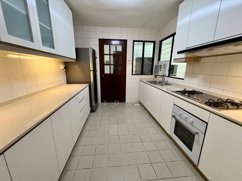 Regency Park, 7 Nathan Road, 3 Bedrooms, 2,260 sqft, Condominium For Sale, by Wilson Ng, 500184532 - Kitchen - PropertyGuru.com.sg