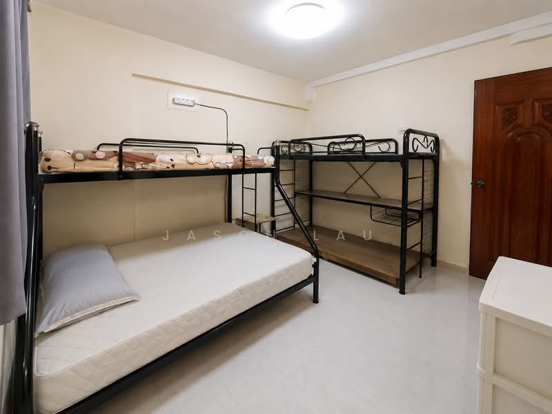 924 Tampines Street 91, 924 Tampines Street 91, Room Rental, 100 sqft, HDB Flat For Rent, by Jason Lau, 500184540 - Bedroom - PropertyGuru.com.sg